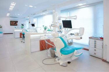 Logo zariadenia R-dental súkromná zubná ambulancia - MUDr. Igor Račko