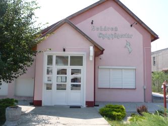 Logo zariadenia Lekáreň Jednorožec - Mgr. Rita Csölle