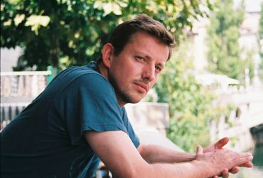 Logo zariadenia Karol Heindl - reflexná a klasická masáž, aromaterapia, detoxikácia