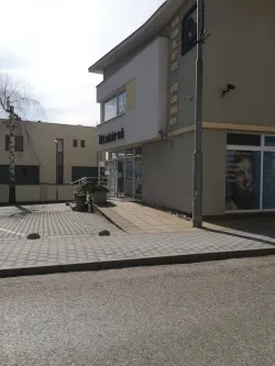 Fotografia miesta 2 od Lekáreň Notre Dame - Mgr. Soňa Ličková