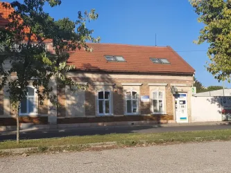 Fotografia miesta 8 od Lekáreň pri nemocnici - PharmDr. Komjáthy Hajnalka , PhD.