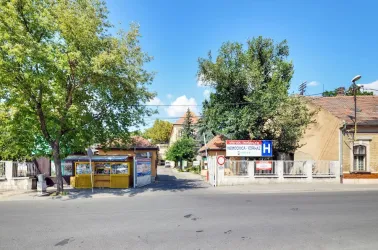 Fotografia miesta 5 od Gynekologická ambulancia - onkológia v gynekológii - Mgr. Viola Tömösközyová, Zuzana Dóczeová, Mgr. Zuzana Szabóová, Mgr. Zlatica Halmová, MUDr. Rudolf Pelikán, Komárno, FORLIFE n.o.