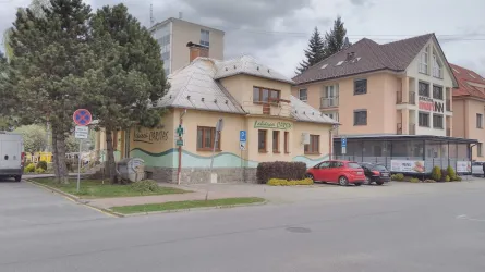 Fotografia miesta 3 od Lekáreň Caritas - PharmDr. Magdaléna Krausová