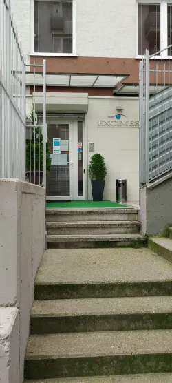 Fotografia miesta 6 od EXCIMER - Očné laserové centrum | Bratislava | Karlova Ves - Prof. MUDr. Andrej Černák , DrSc., FEBO