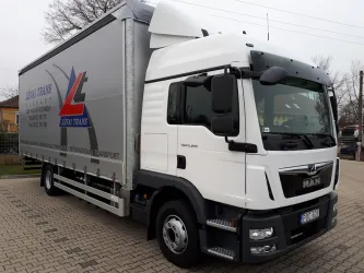 Fotografia miesta 1 od Lévai -TRANS-osobna preprava.