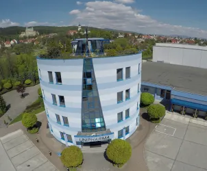 Fotografia miesta 2 od UNICENTRUM, UNIPHARMA - 1. slovenská lekárnická akciová spoločnosť