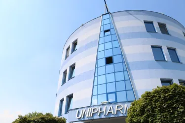 Fotografia miesta 9 od UNICENTRUM, UNIPHARMA - 1. slovenská lekárnická akciová spoločnosť