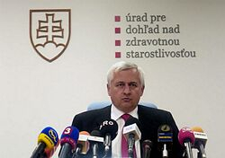 ÚDZS zaznamenal 1892 podnetov v súvislosti s nedobrovoľným prepoistením do ZP