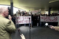 Štrajkujúci zdravotníci popoludní vyzvali Potičného, aby odstúpil