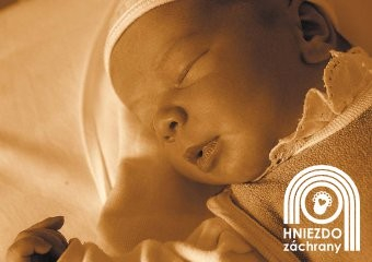 Zamestnanci UNLP Košice našli v Hniezde záchrany zdravé dievčatko