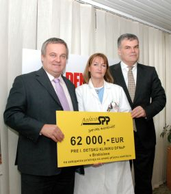 SPP daruje jednotke intenzívnej starostlivosti DFNsP v Bratislave dýchací prístroj
