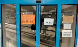 Operáciou žlčníka začali chirurgovia v nitrianskej nemocnici piaty deň štrajku