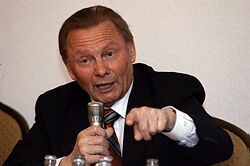 Exprezident Schuster stiahol žalobu na nemocnice, kde ho liečili