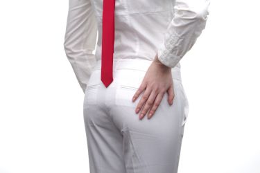 Samoliečba hemoroidov najčastejšie skončí na chirurgickom stole