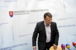 Minister I. Uhliarik odmieta, aby lekári brali za rukojemníka pacienta