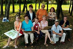 Talentovaní klienti s duševnými poruchami kreslia v Schaubmarovom mlyne