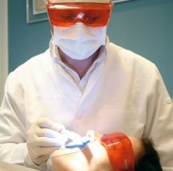 Voda - laser - pohoda - revolučný spôsob stomatologického ošetrenia