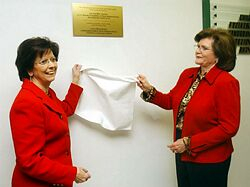 Nadácia S. Gašparovičovej darovala NOÚ prístroj na liečenie nádorov pečene