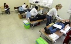 Vysokoškoláci sa zapojili do Univerzitnej kvapky krvi 2010