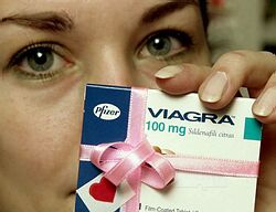 Muži v Manchestri môžu dostať od Valentína viagru bez lekárskeho predpisu