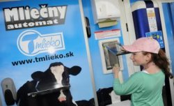 Pri DFNsP v Bratislave funguje mliečny automat pre verejnosť