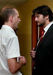 Minister Kaliňák odovzdal rodičom zraneného Thomasa 450 tisíc korún