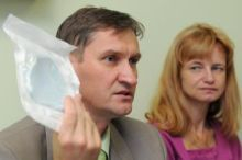 Lekári banskobystrickej Rooseveltovej nemocnice nahradili špeciálnym implantátom časť lebečnej kosti