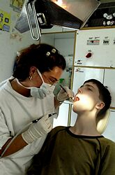 Cieľom pojazdnej zubnej ambulancie je vzdelávanie o správnom čistení chrupu