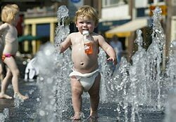 Regionálne zdravotnícke úrady našli v dojčenských fľašiach nebezpečné látky