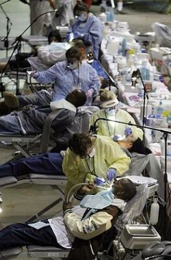 Tisícom chorých bez poistenia v USA pomáhajú lekári zadarmo