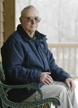 Zomrel darca prvej úspešne transplantovanej obličky