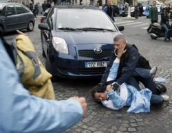 Protest zdravotníkov prekvapil Paríž