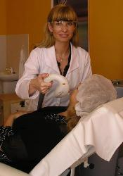 Novinky v liečbe vrások – je použitie botulotoxínu metódou minulosti?