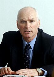 LOZ žiada zvýšiť platy a zastaviť tak exodus lekárov