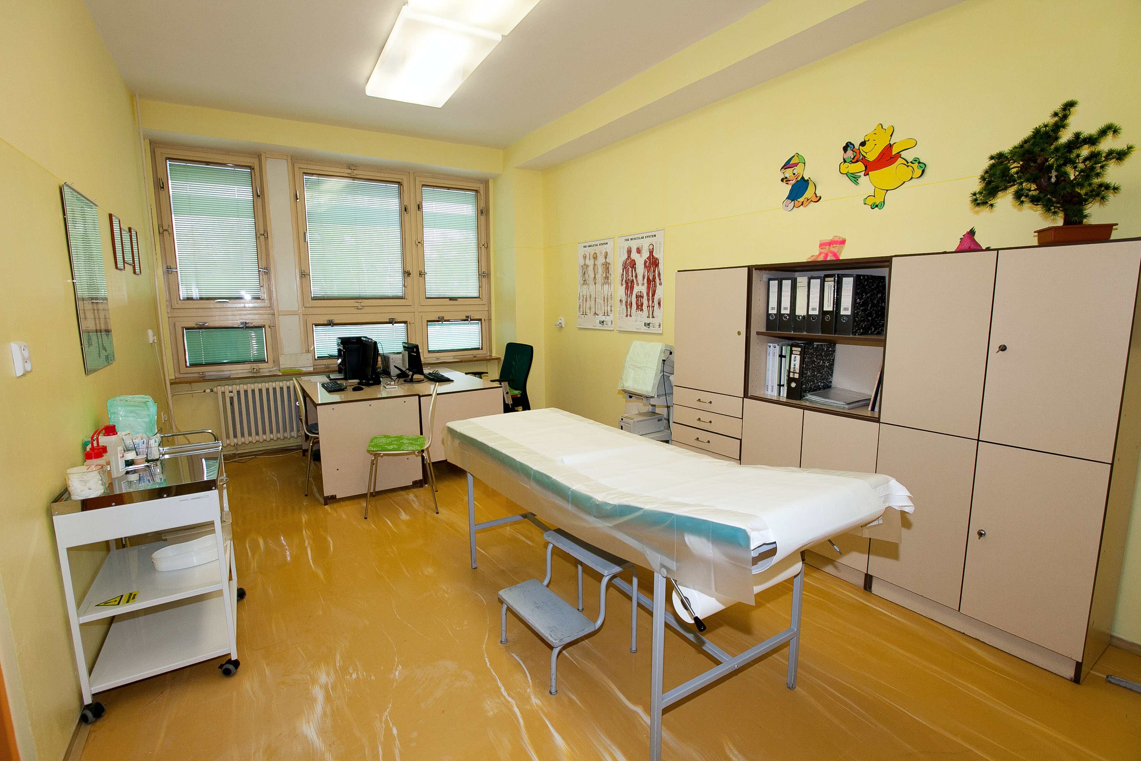 Ortopedické ambulancie v Košiciach sú už vo vynovených priestoroch. Namiesto pôvodného II. pavilónu už pacientom slúžia v Pavilóne zdravia
