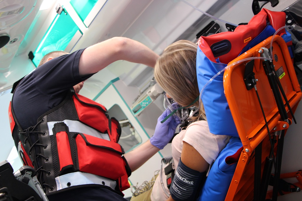 Častejšie chodili záchranári za pacientami s vysokým tlakom