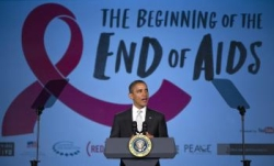 Obama chce poskytnúť lieky dvom miliónom chorých s HIV/AIDS