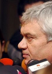 Jahnátek považuje výstavbu spinálneho centra pri Nitre za nereálny projekt