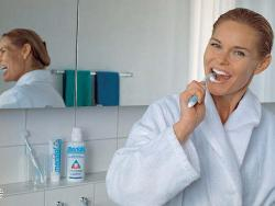 Parodontitída - postrach zubov