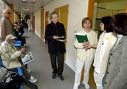 Atmosféra vo FNsP pracovisko Petržalka pripomína víkendový režim